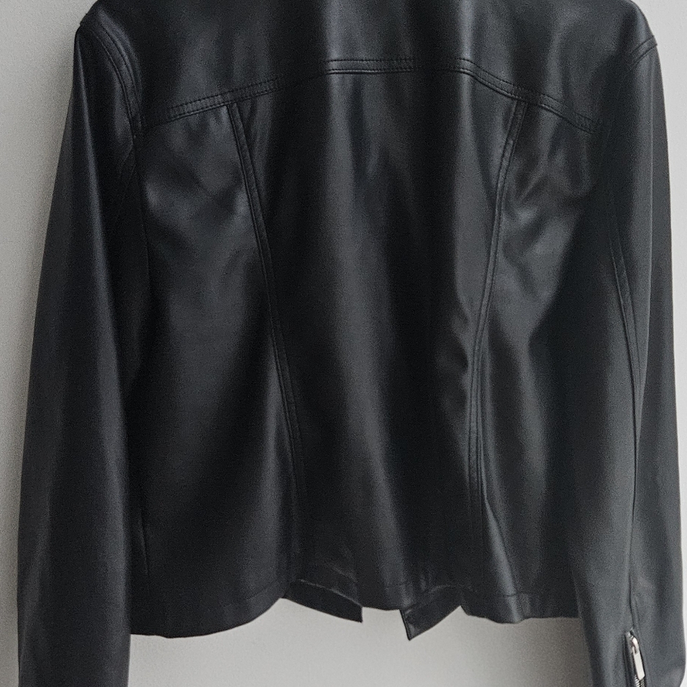 Jacket - Picture 2 of 3